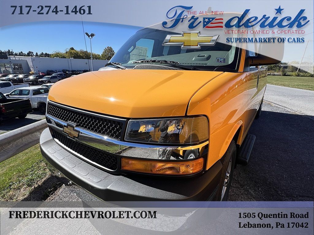 2025 CHEVROLET Express