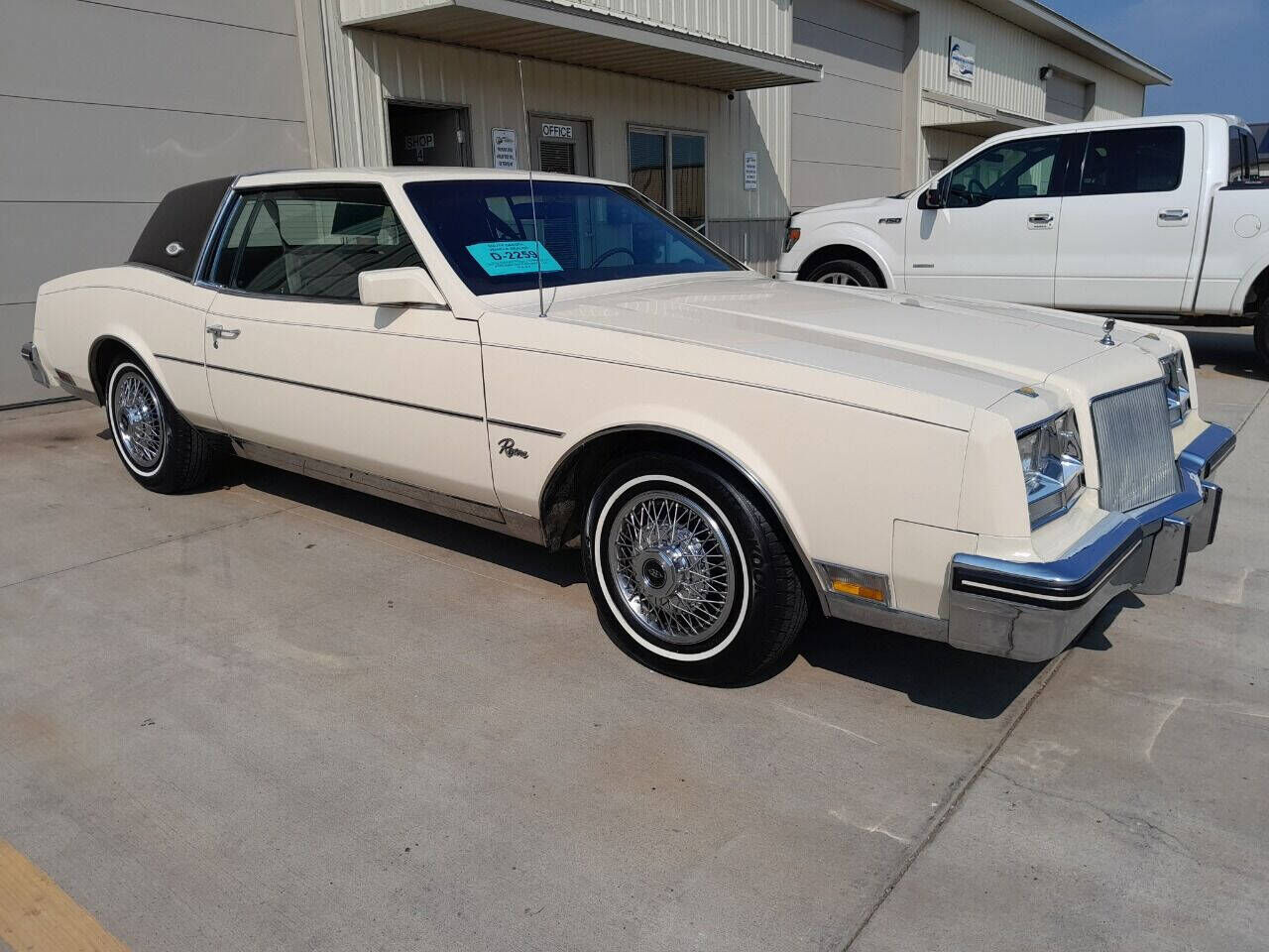1984 BUICK Riviera