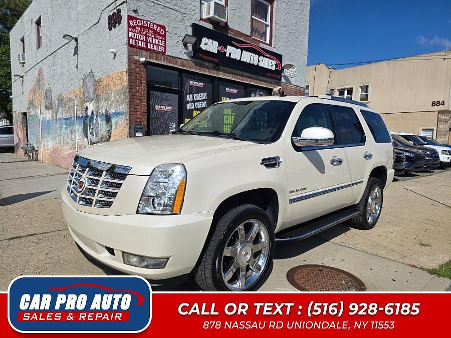 2013 CADILLAC Escalade