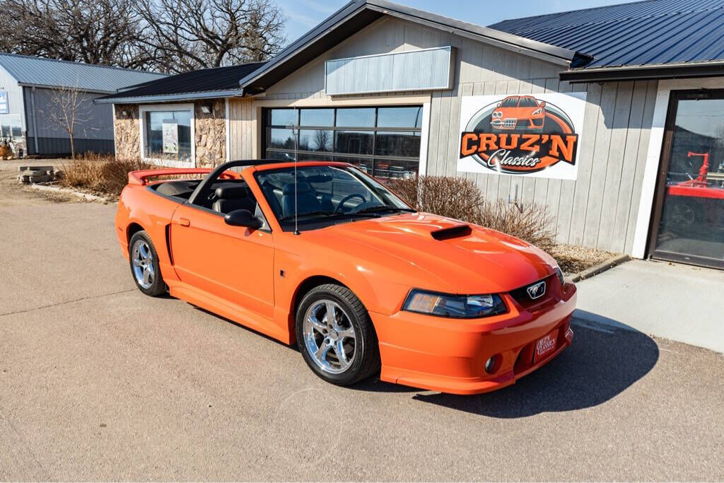 2004 FORD Mustang