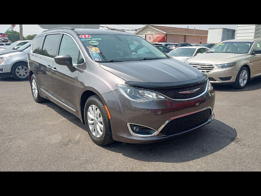 2017 CHRYSLER Pacifica