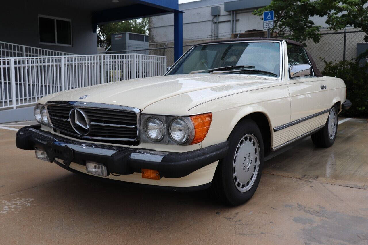 1987 MERCEDES-BENZ 560
