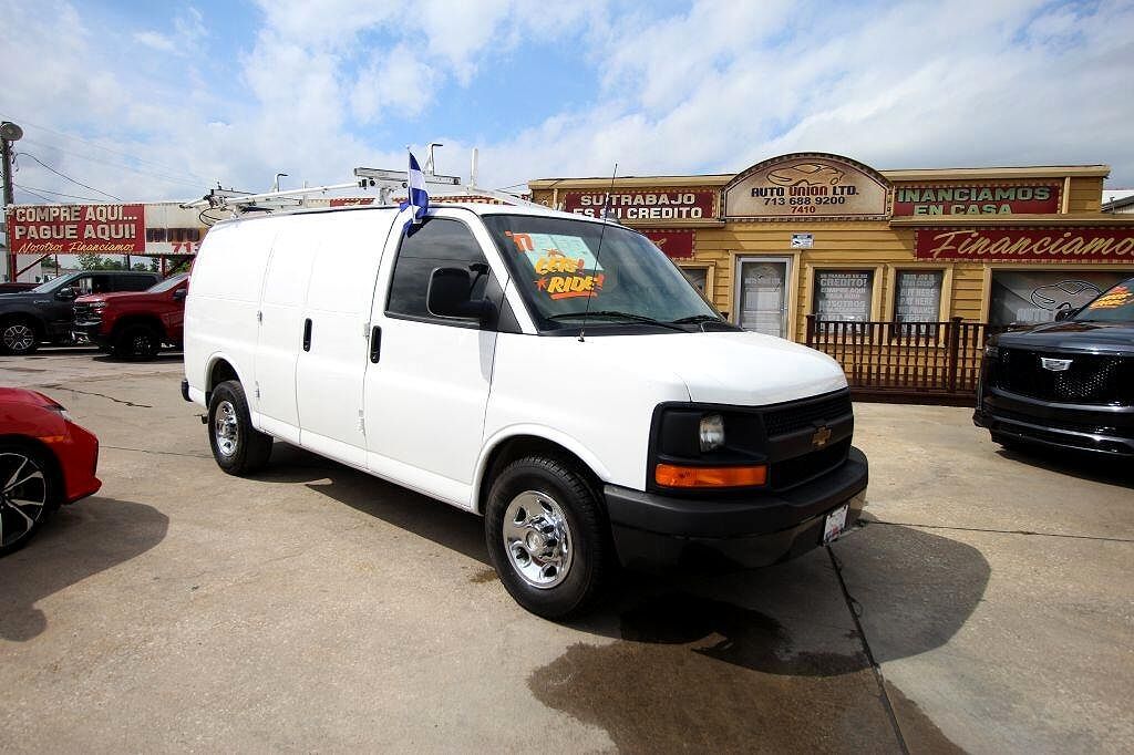 2017 CHEVROLET Express