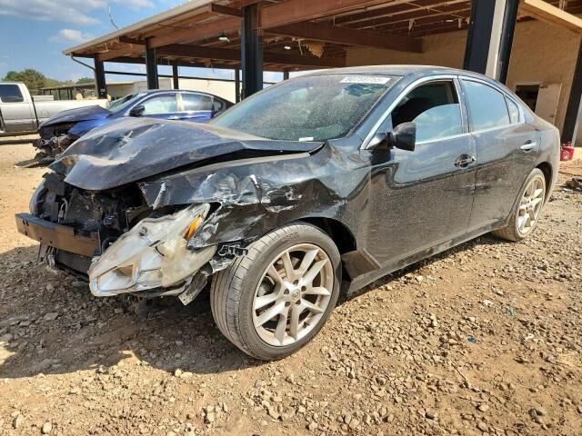 2013 NISSAN Maxima