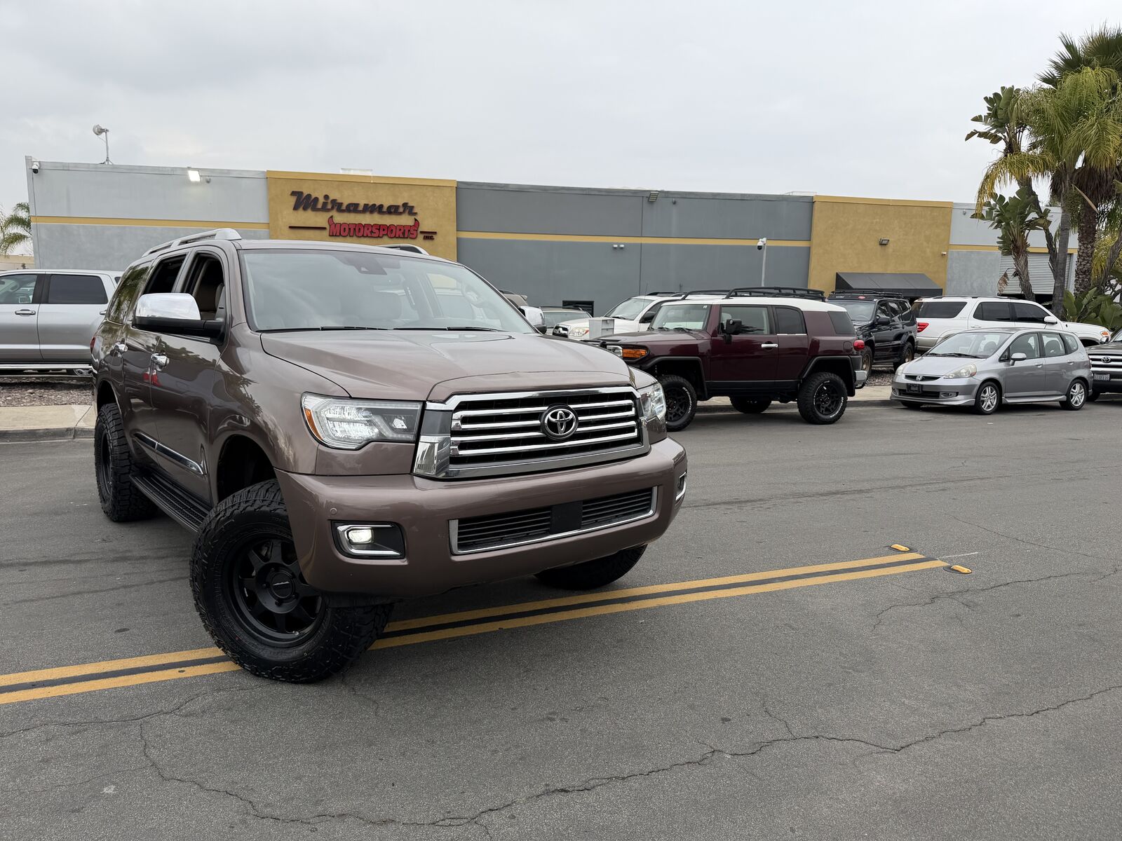 2018 TOYOTA Sequoia