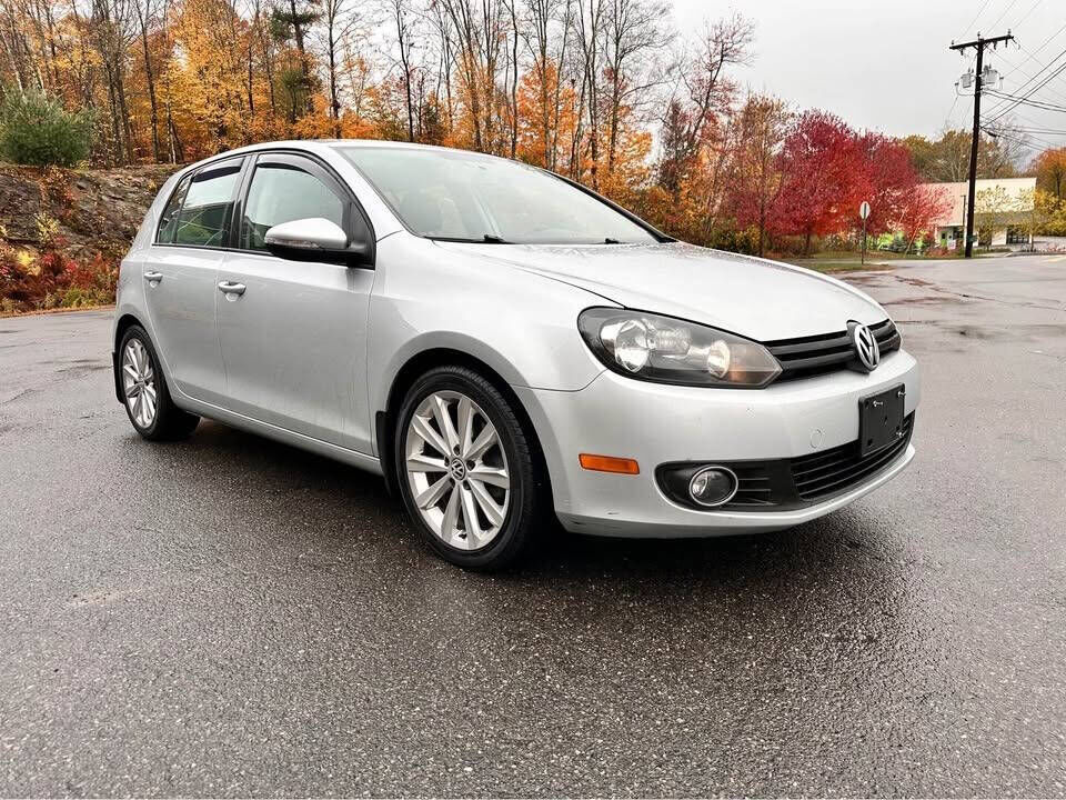 2013 VOLKSWAGEN Golf