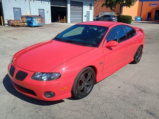 2004 PONTIAC GTO