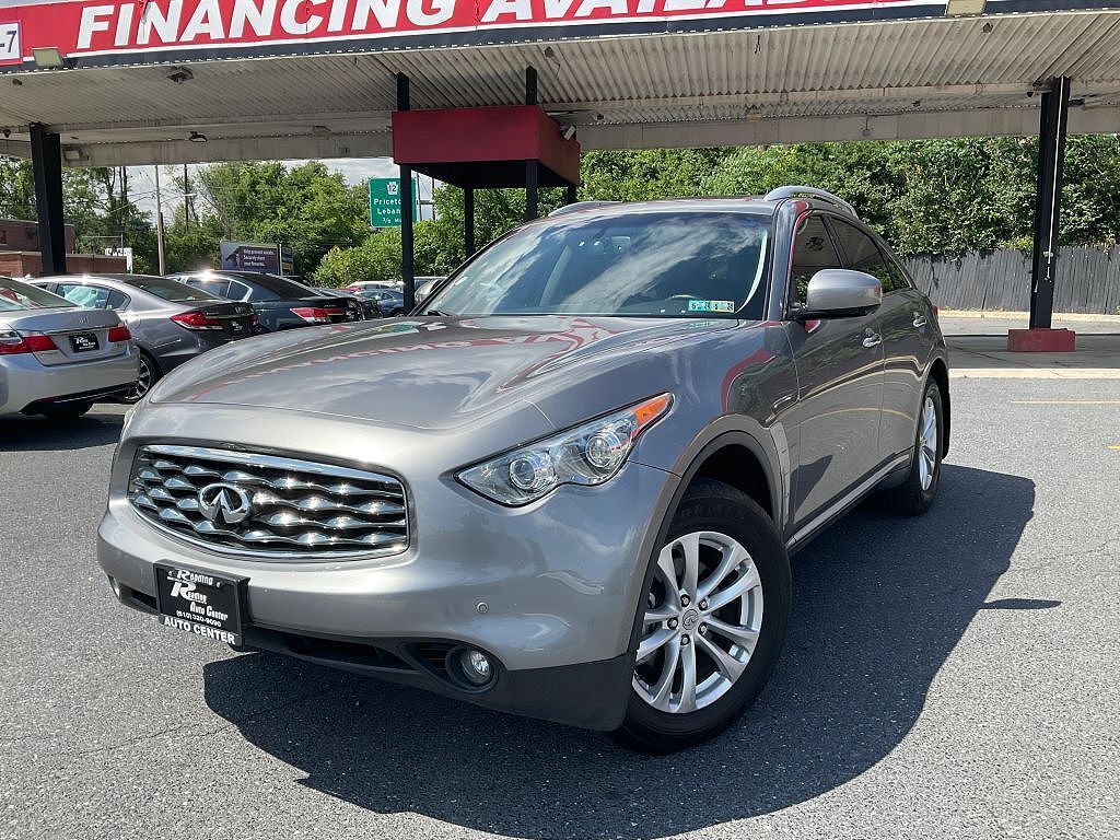 2011 INFINITI FX35
