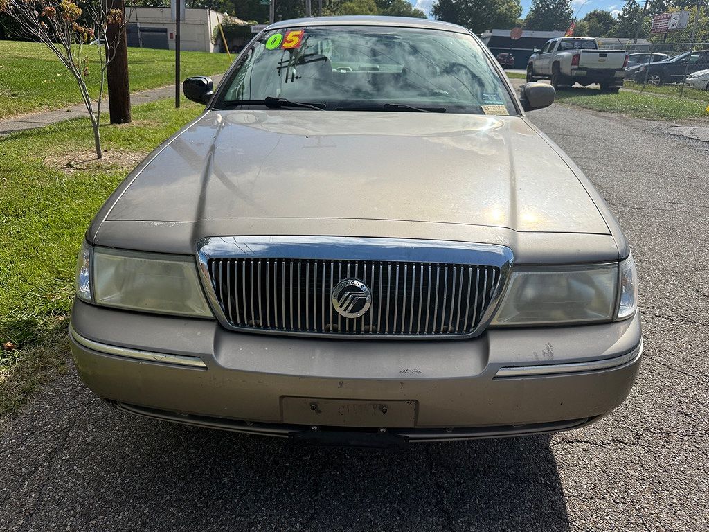 Ford Crown Victoria
