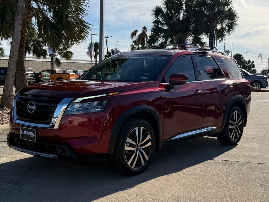 2024 NISSAN Pathfinder