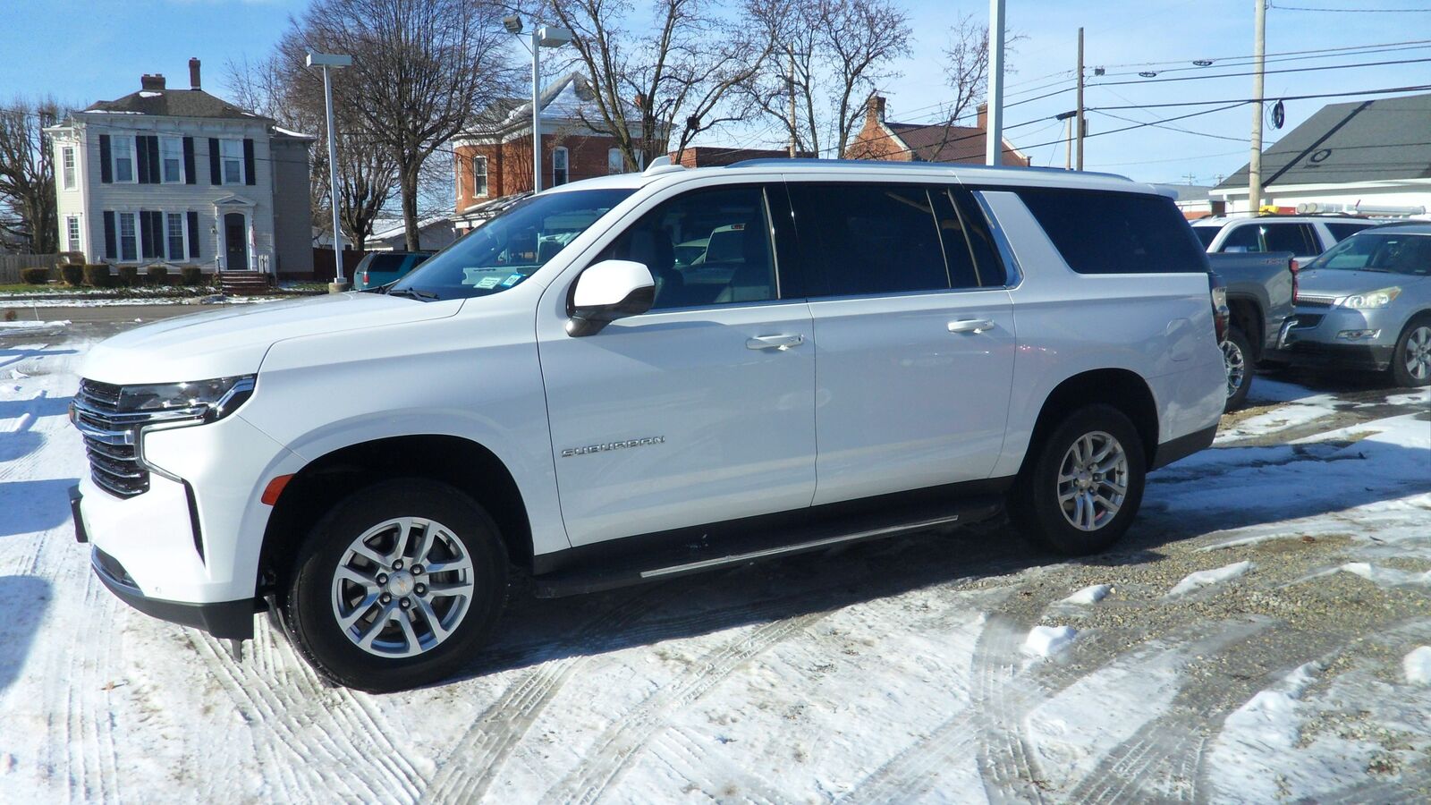 2024 CHEVROLET Suburban