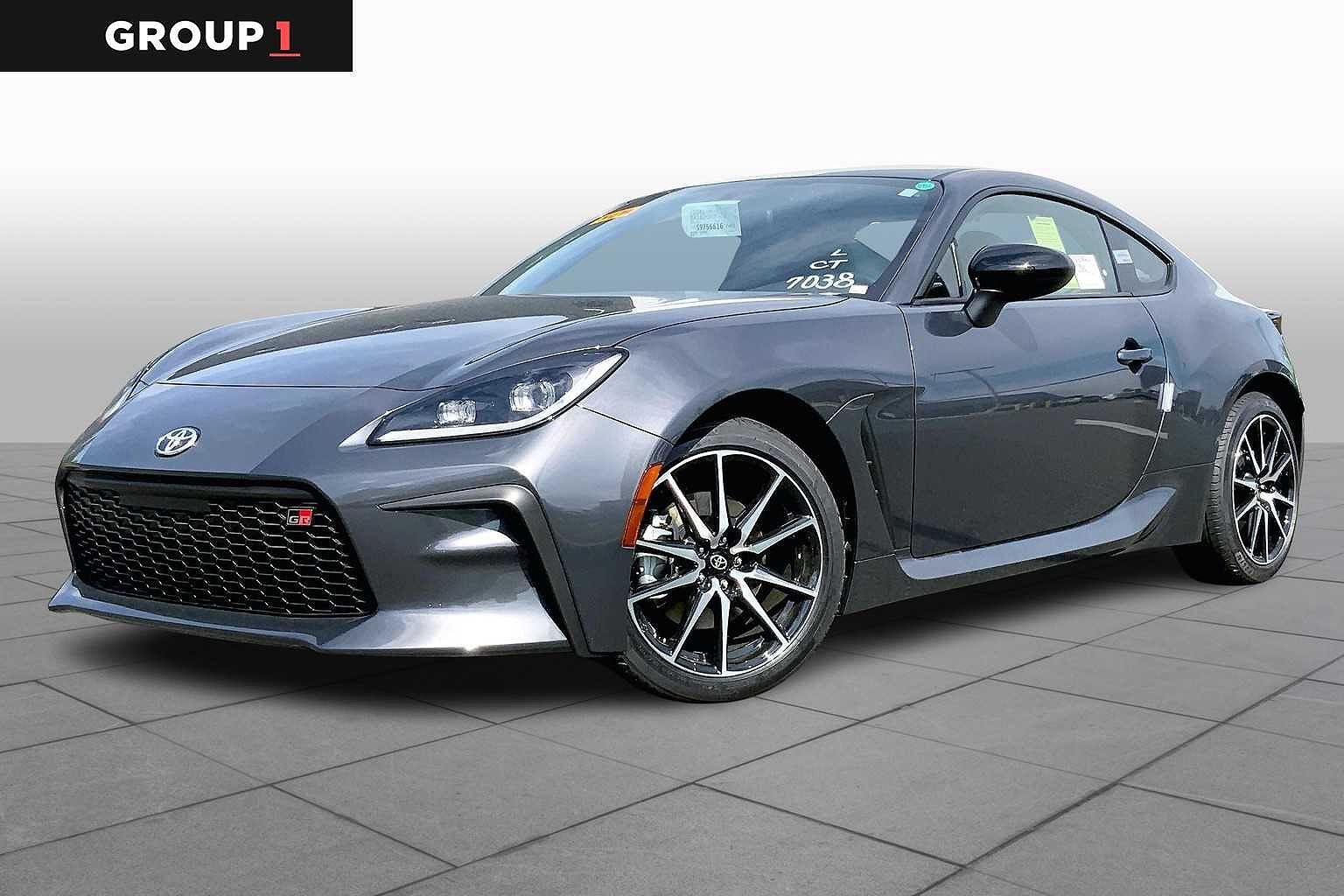 2025 TOYOTA GR86