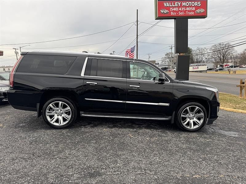 2016 CADILLAC Escalade