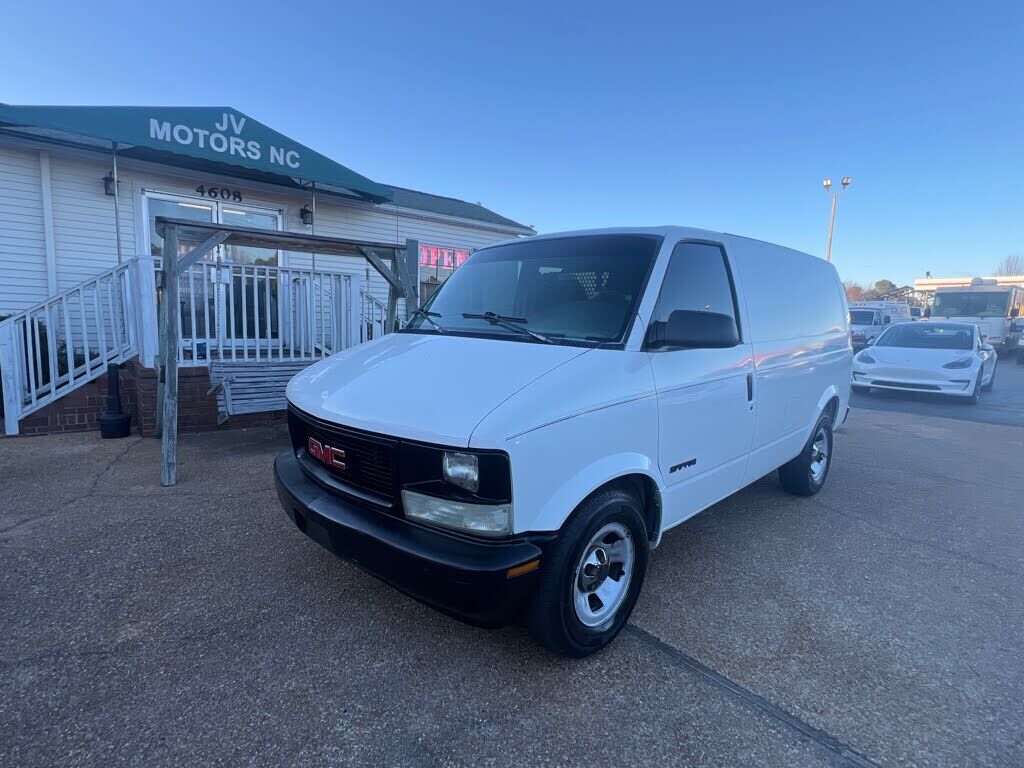 GMC Safari