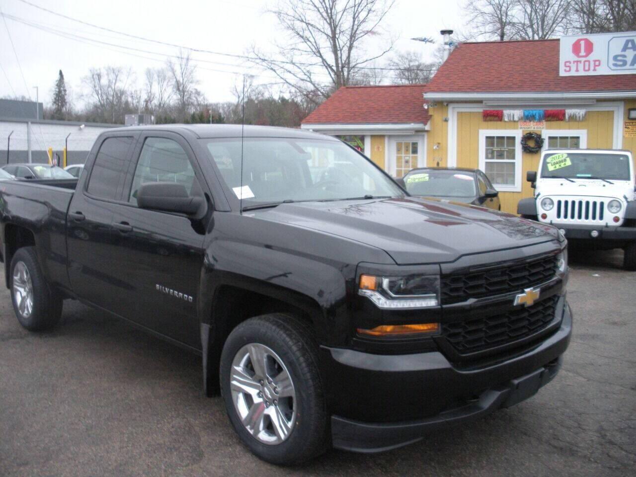 2018 CHEVROLET Silverado