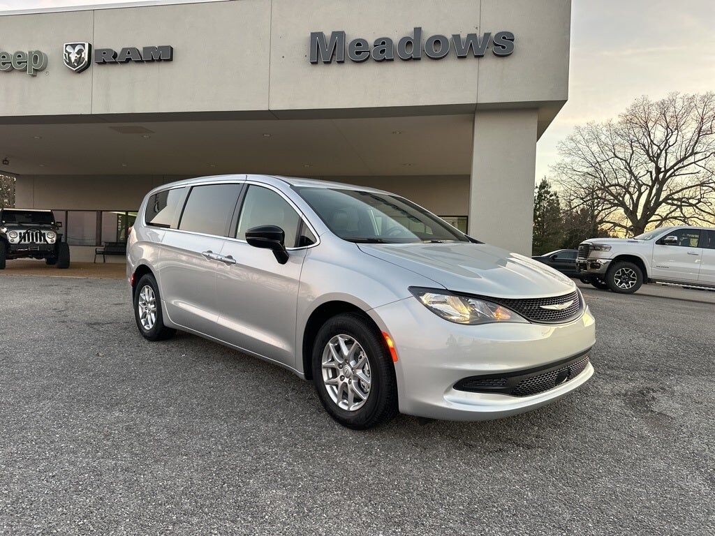 2026 CHRYSLER Voyager