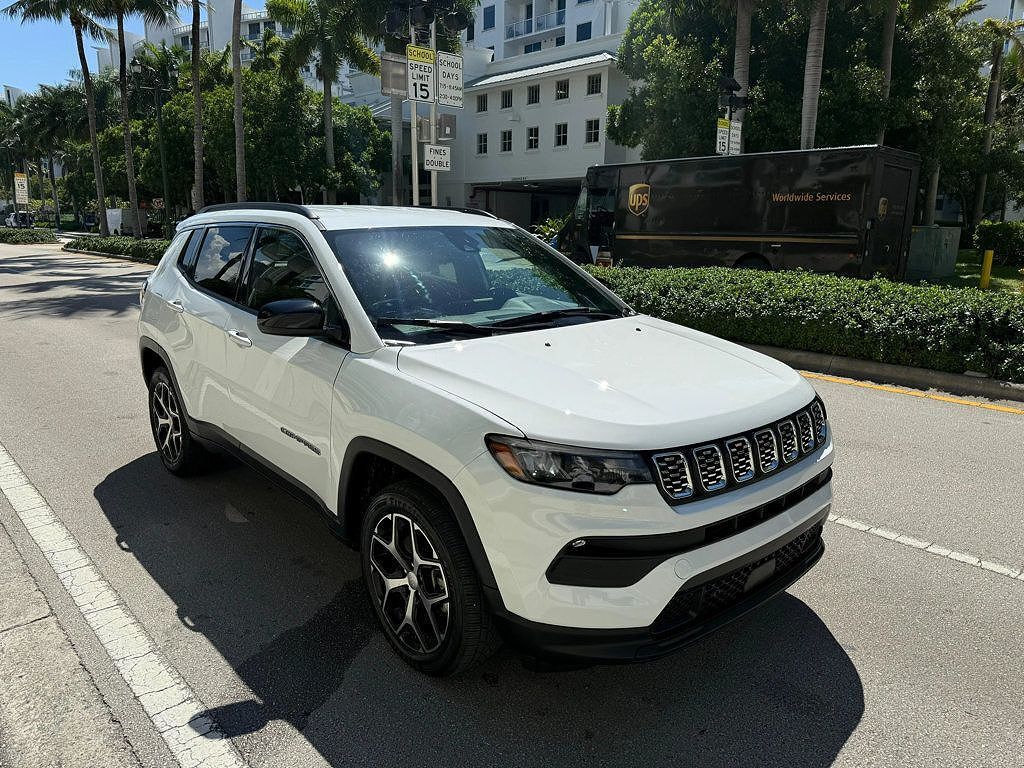 2024 JEEP Compass