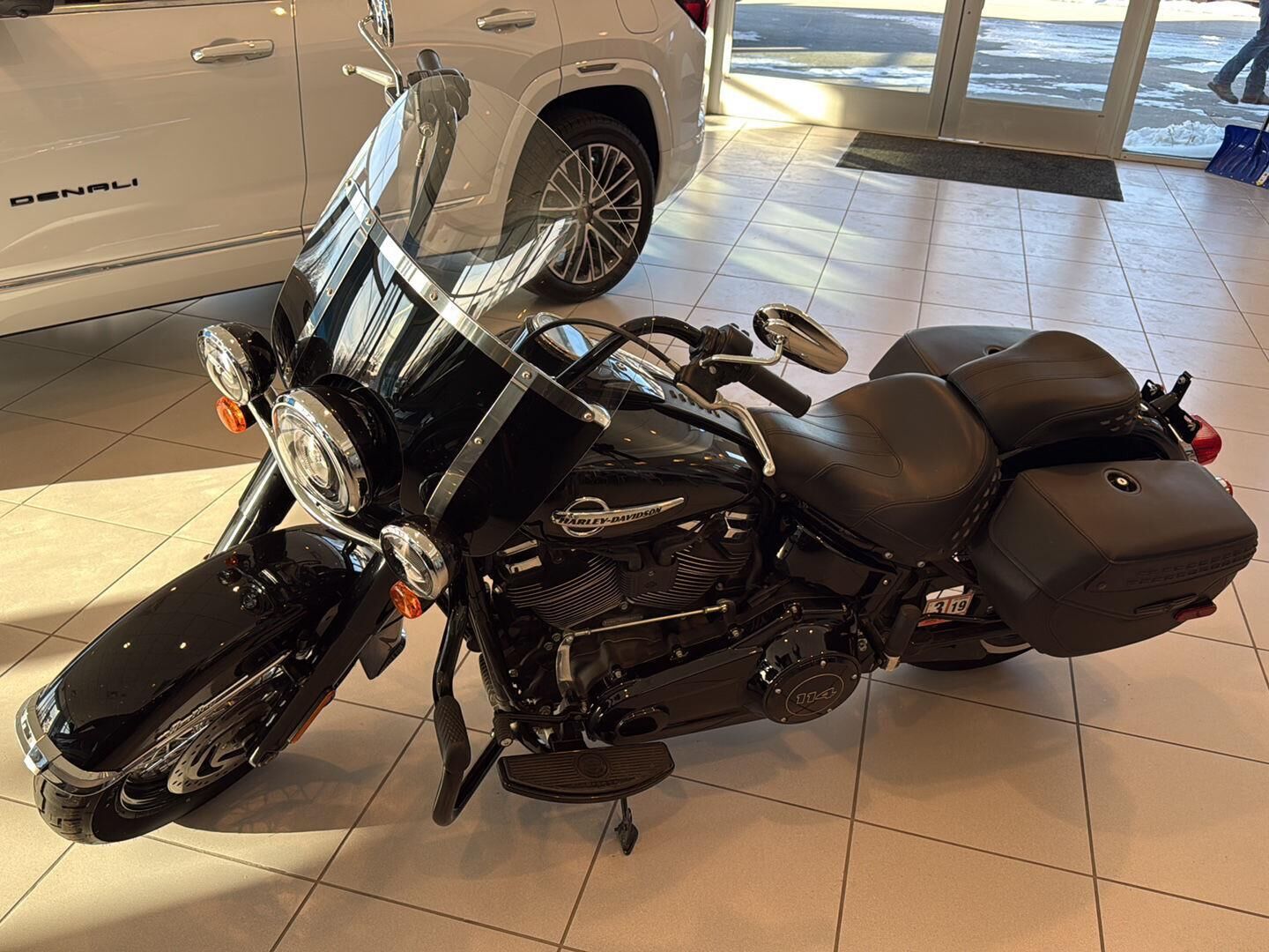2018 HARLEY DAVIDSON FLHCS / Heritage Classic 114
