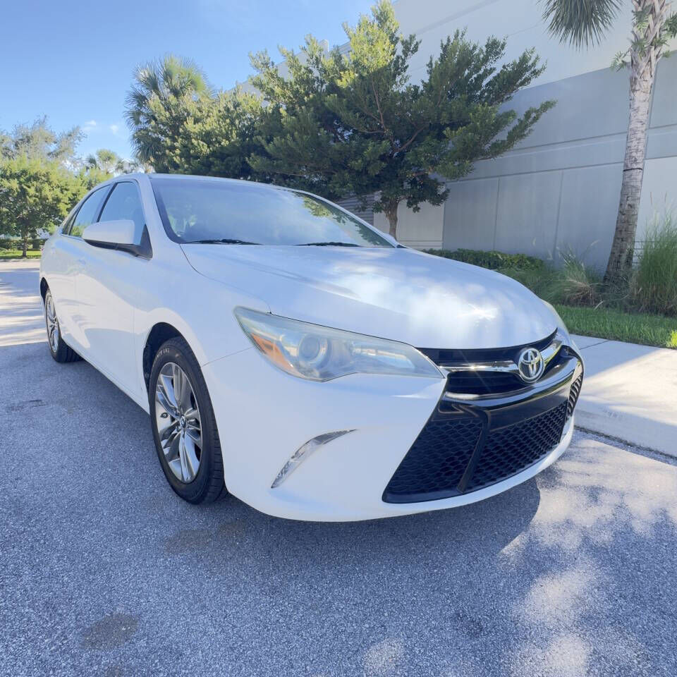 2015 TOYOTA Camry