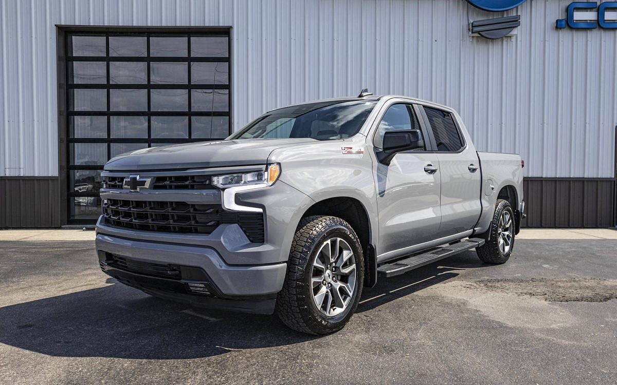 2024 CHEVROLET Silverado