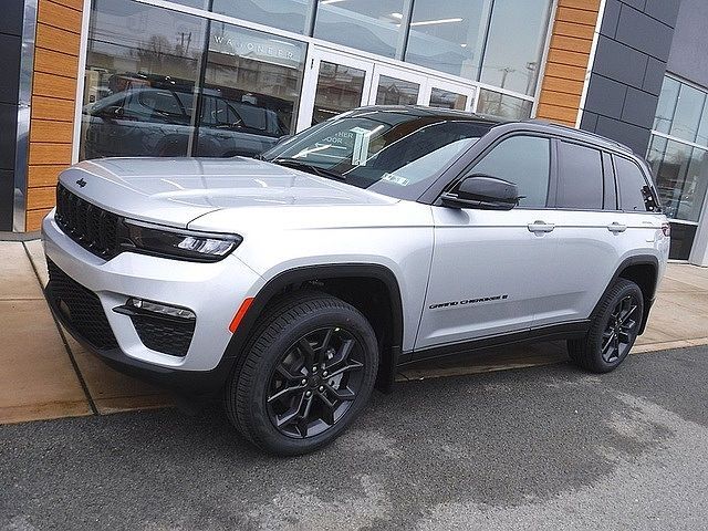 2025 JEEP Grand Cherokee