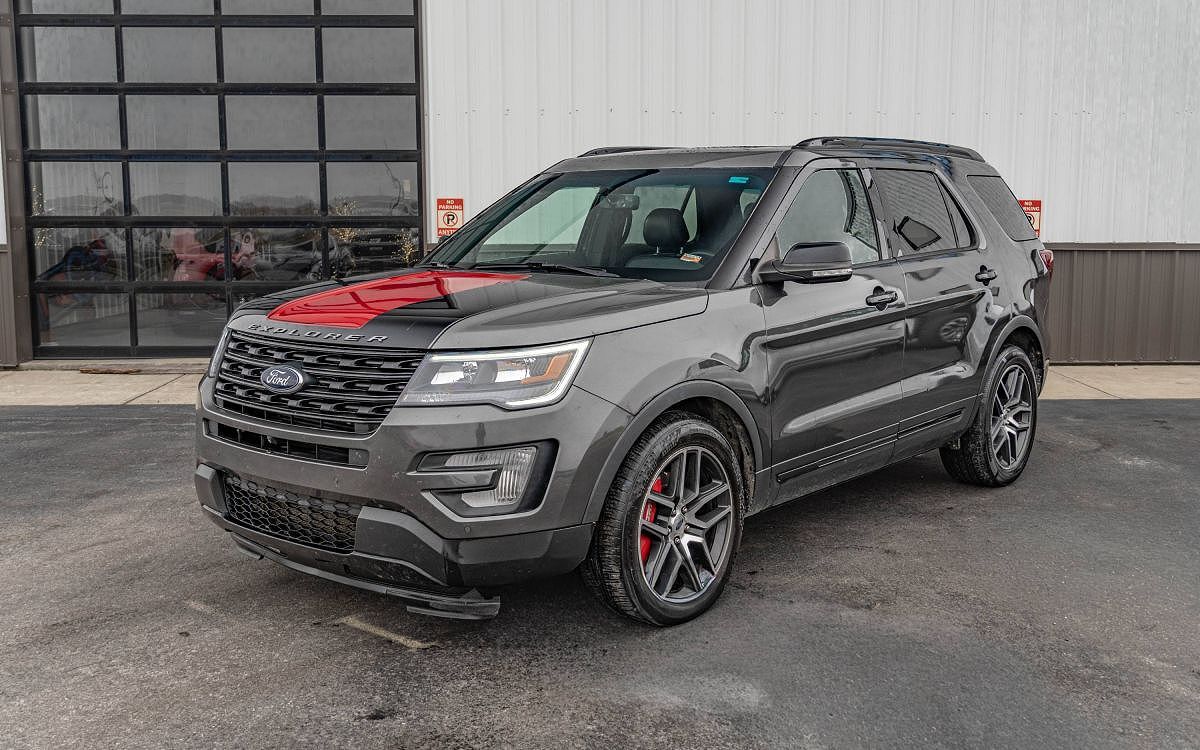 2017 FORD Explorer