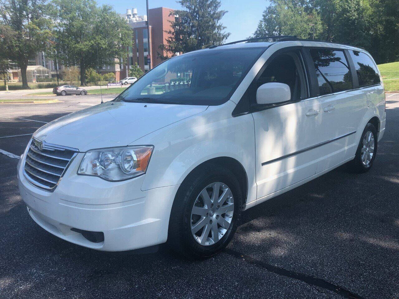 2010 CHRYSLER Town and Country