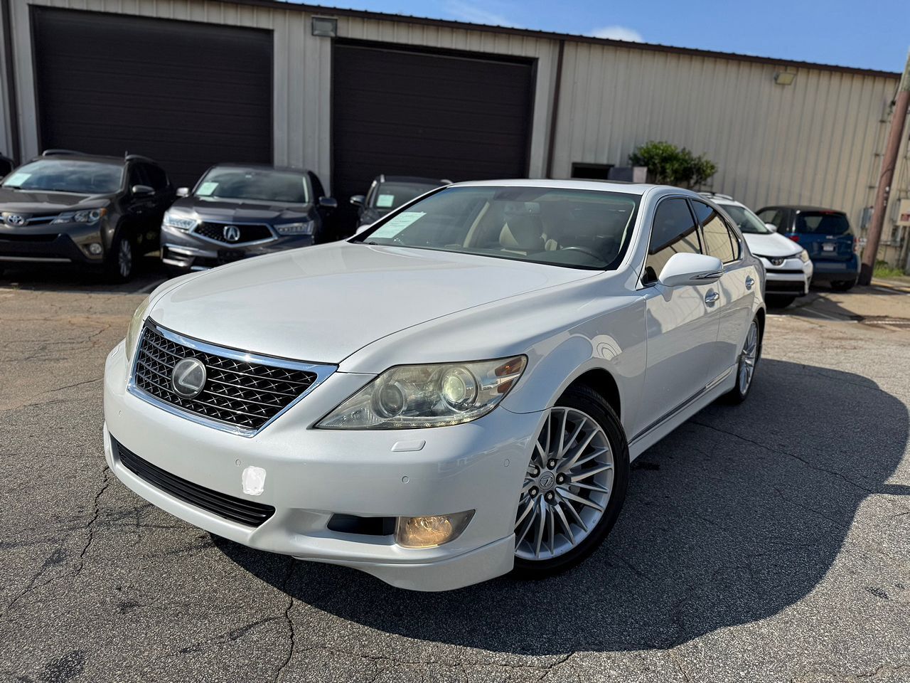 Lexus LS