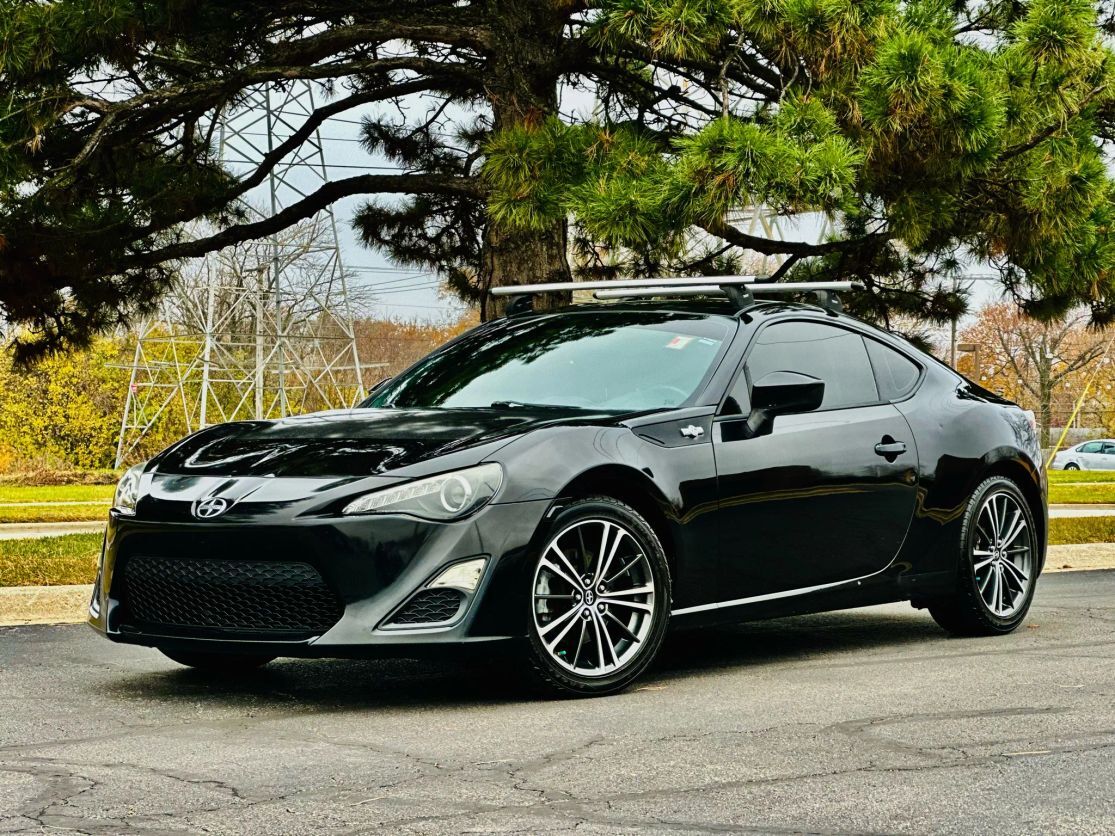 2013 TOYOTA Scion