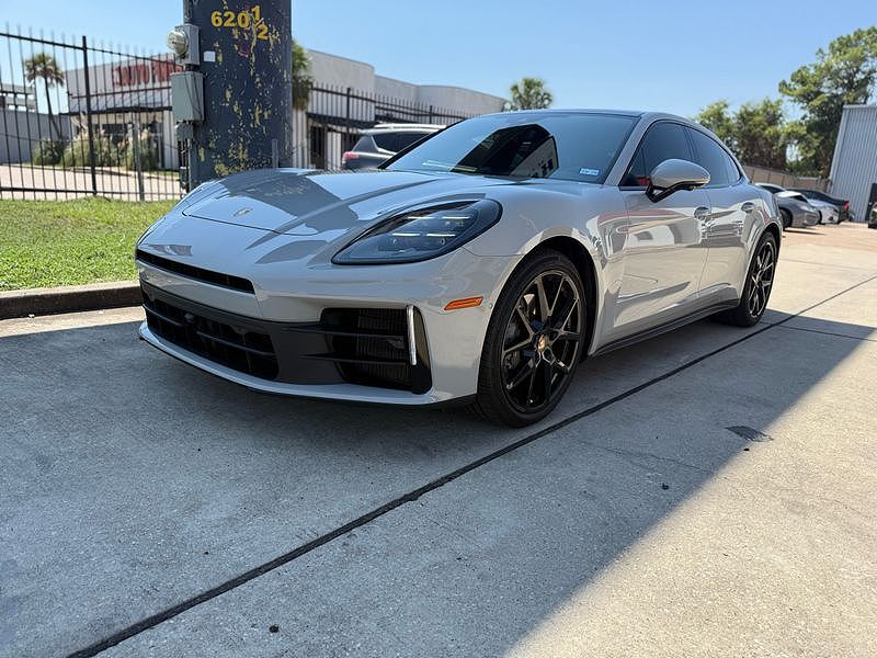 2024 PORSCHE Panamera