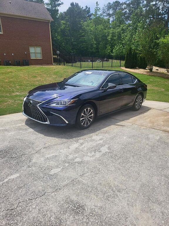 2022 LEXUS ES