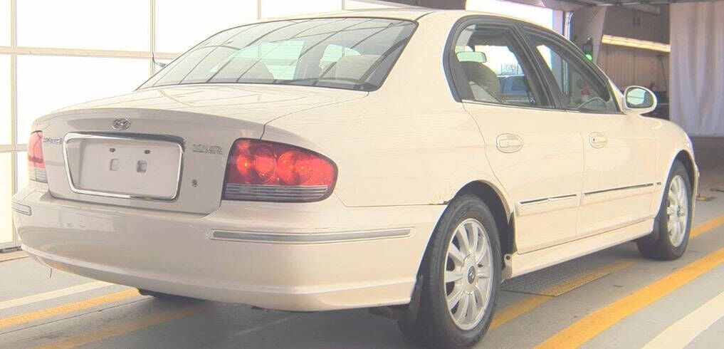2004 HYUNDAI Sonata