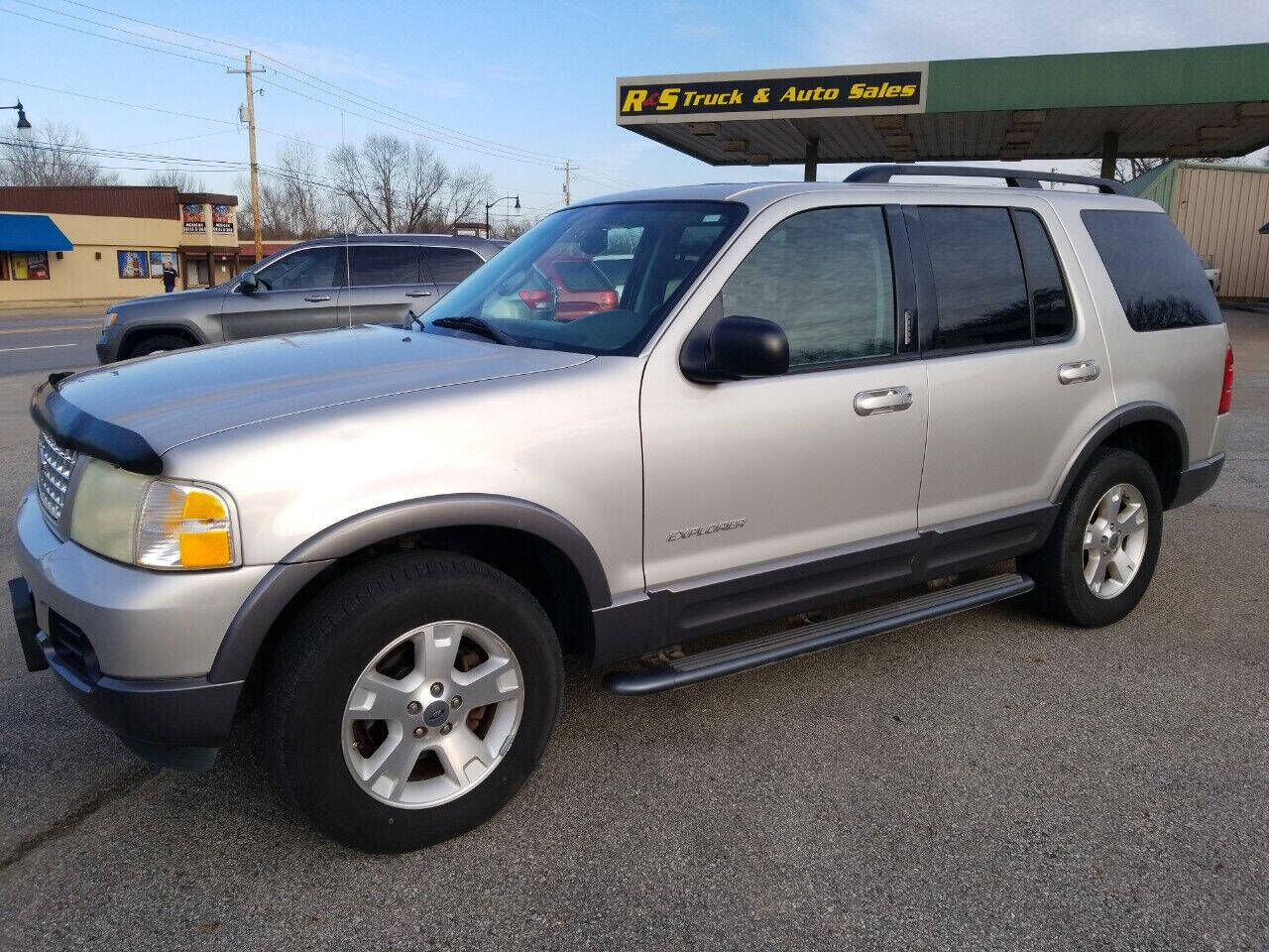2004 FORD Explorer