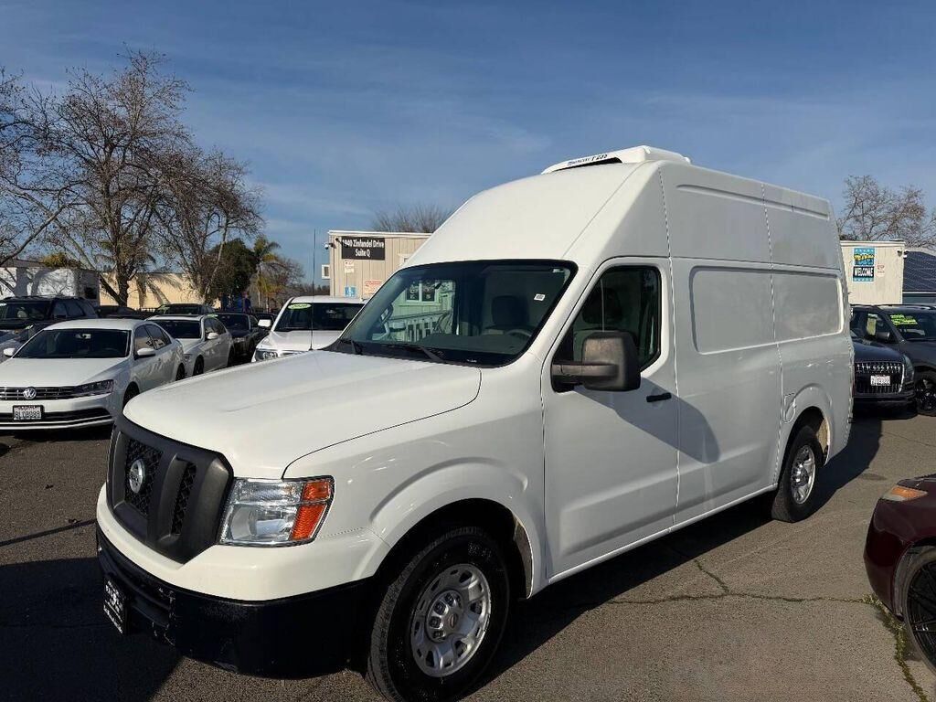 2013 NISSAN NV