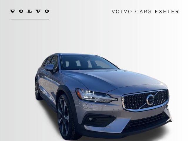 2026 VOLVO V60CC