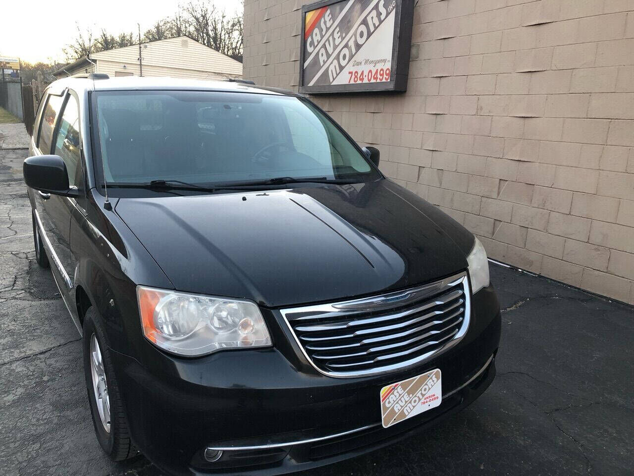 2012 CHRYSLER Town and Country