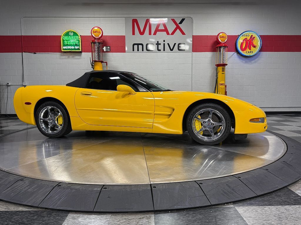 2004 CHEVROLET Corvette