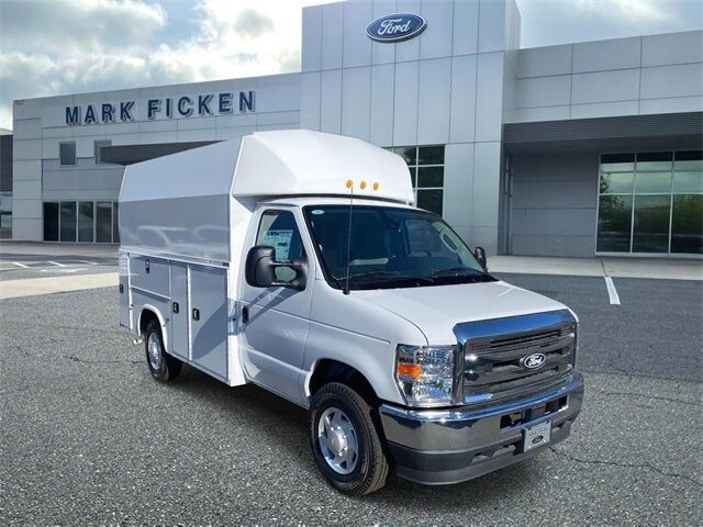 2026 FORD E-350