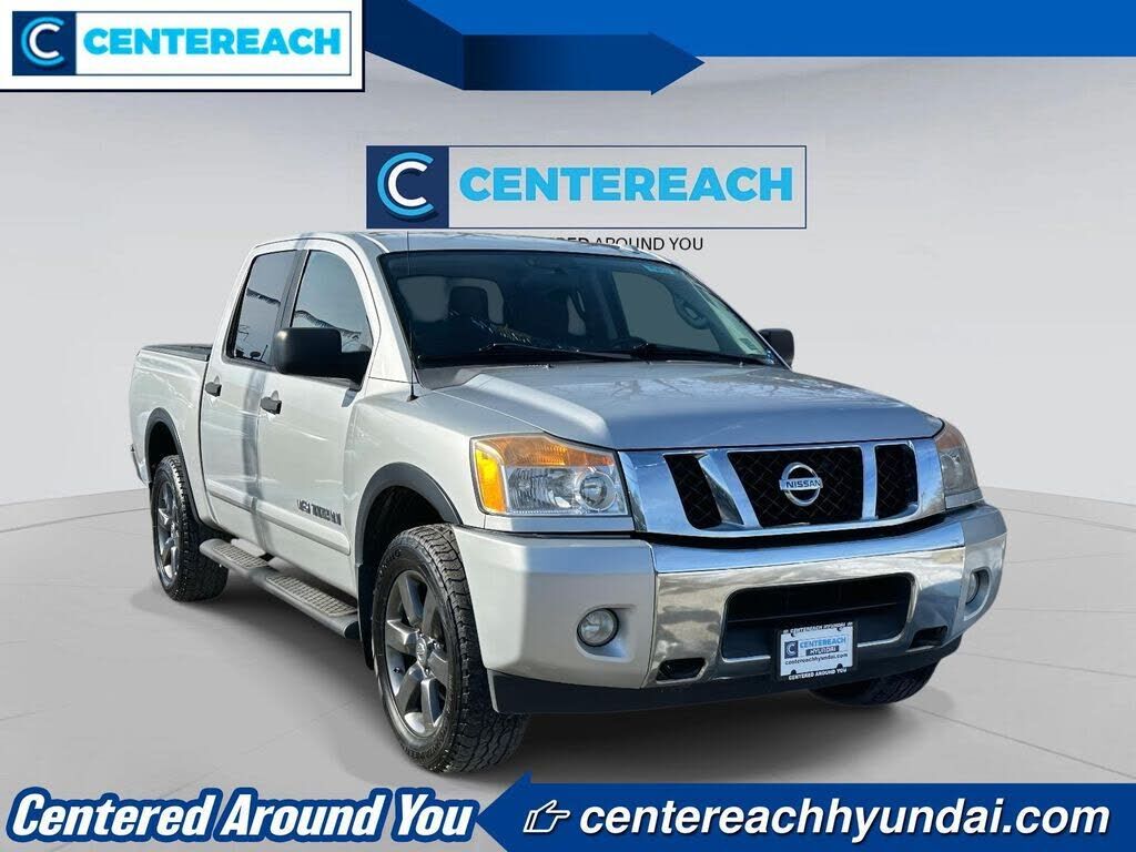 2015 NISSAN Titan