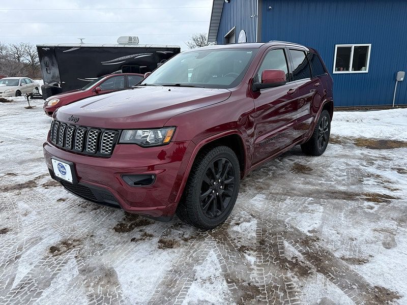2017 JEEP Grand Cherokee