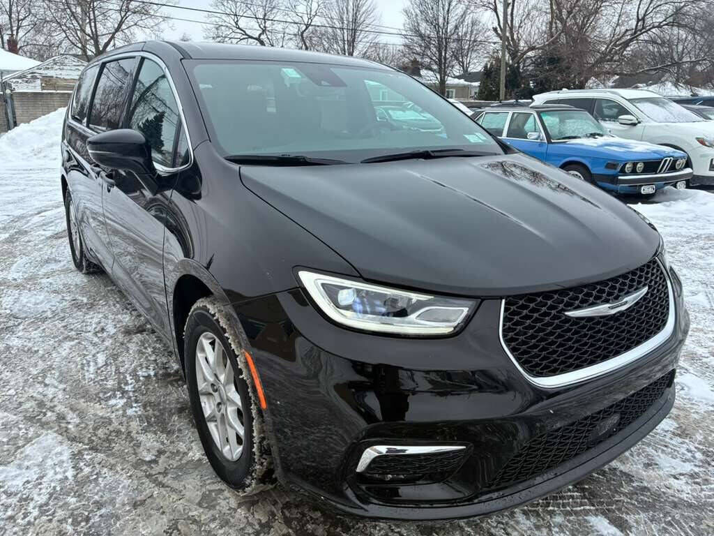 2025 CHRYSLER Pacifica