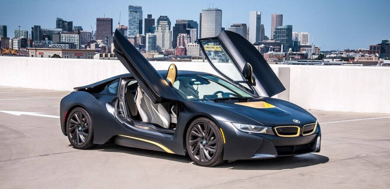 2016 BMW i8