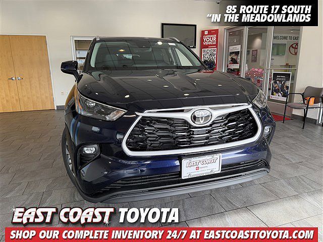 2025 TOYOTA Highlander