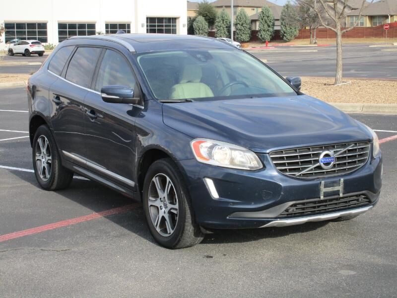 2015 VOLVO XC60