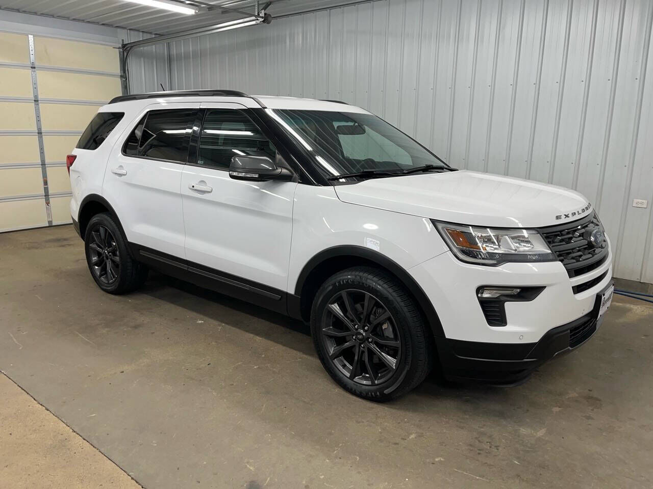 2019 FORD Explorer