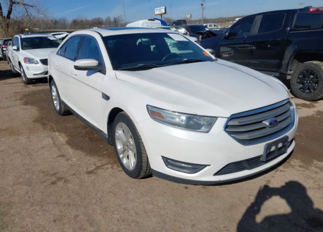 2013 FORD Taurus