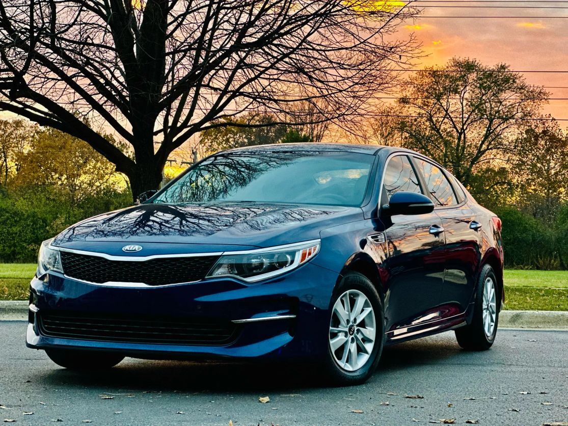 2017 KIA Optima