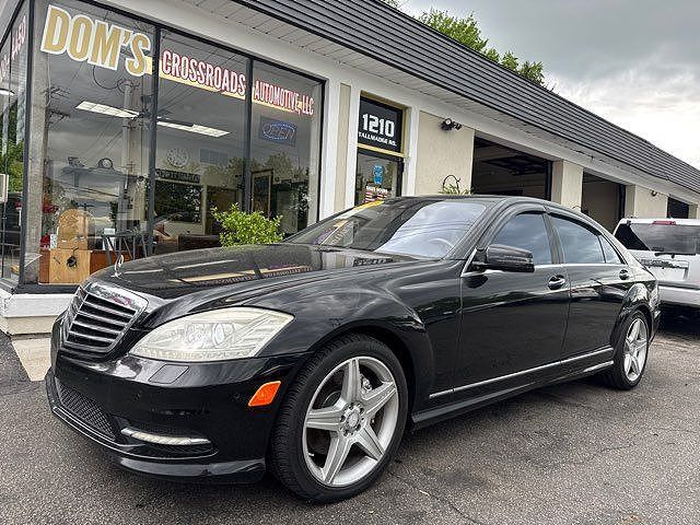 2011 MERCEDES-BENZ S-Class