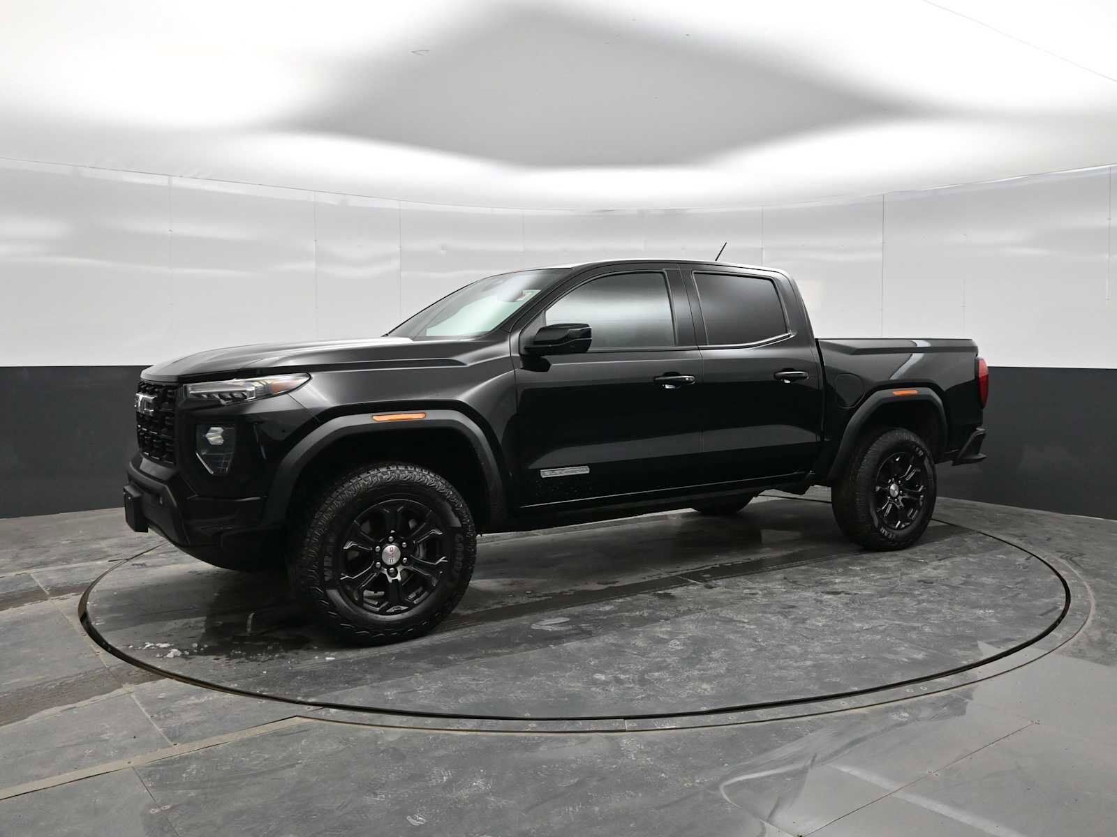 2024 GMC Canyon