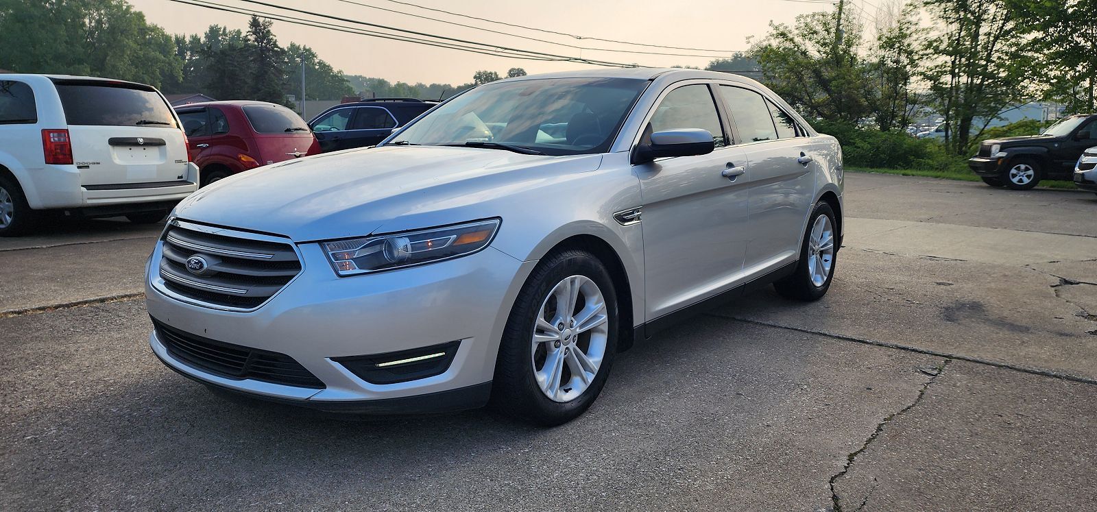 2015 FORD Taurus